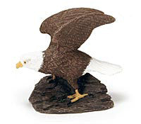 Bald eagle sculpture